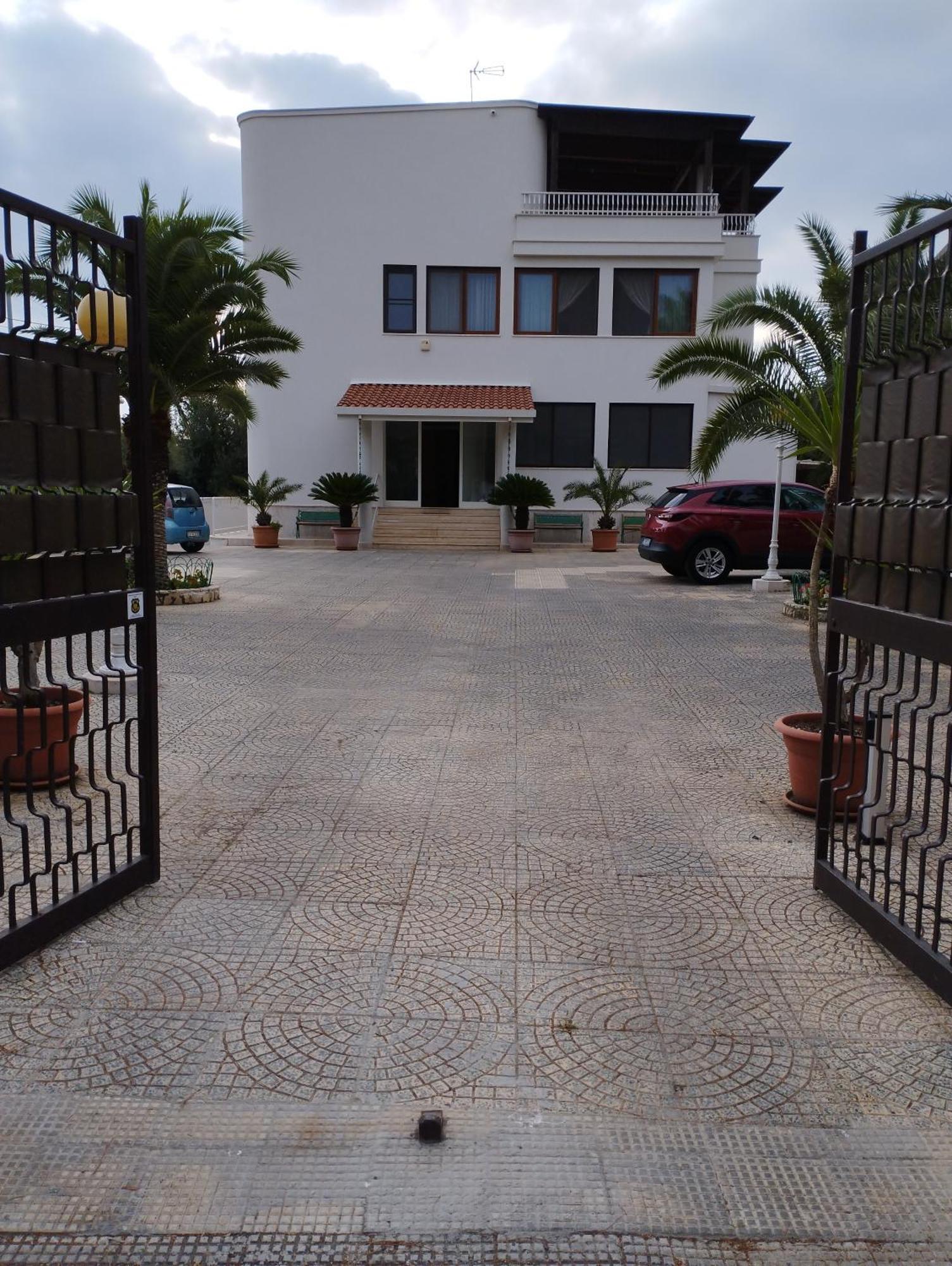 Villa Erry Trani Ngoại thất bức ảnh